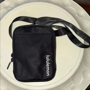 LULULEMON EASY ACCESS CROSSBODY BAG WATER REPELLENT ADJUSTABLE